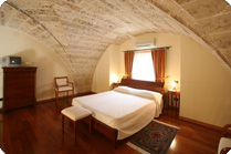 Volo+Hotel